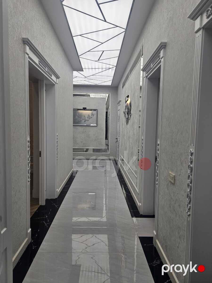 Satılır 4 otaqlı həyət evi/bağ evi 270 m² — Ev, villa, Bakı (7)