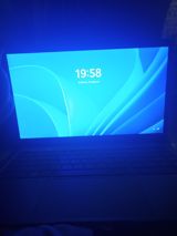 Noutbuk – Intel Celeron N3350, 14–15.6" ekran, Windows 11 Pro Texniki — Elektronika