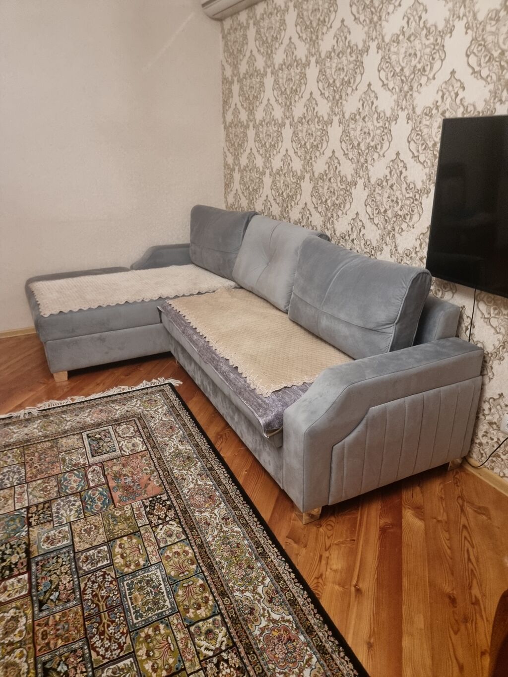 Künc divanı – L şəklində, yumşaq parça üzlüklü, açıq-boz rəngdə — Mebel, Digah (3)