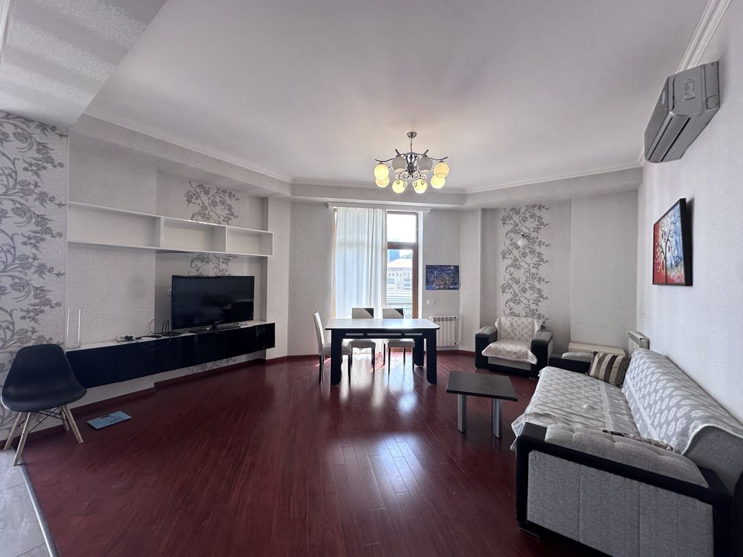 İcarəyə verilir 4 otaqlı yeni tikili 145 m² — Mənzil, Bakı (2)