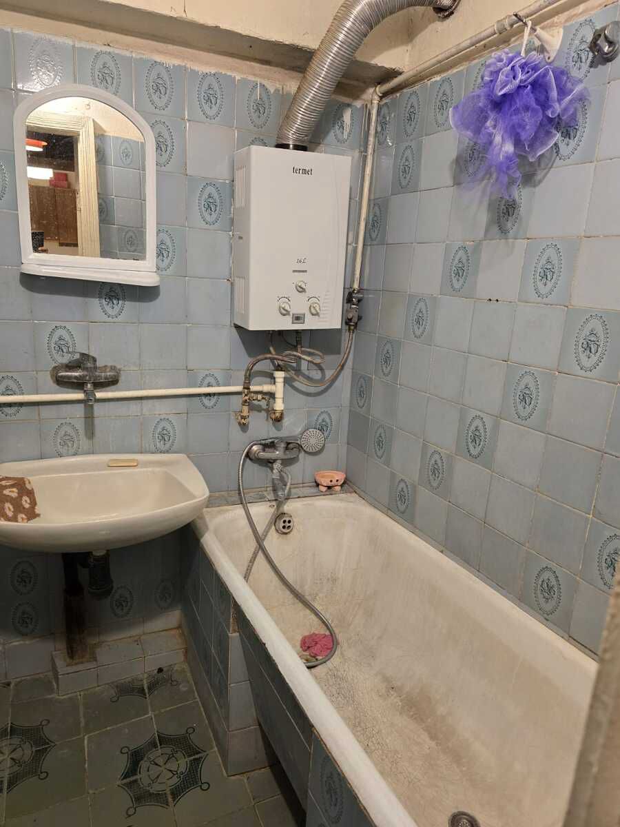 Satılır 5 otaqlı köhnə tikili 60 m² — Mənzil, Bakı (4)
