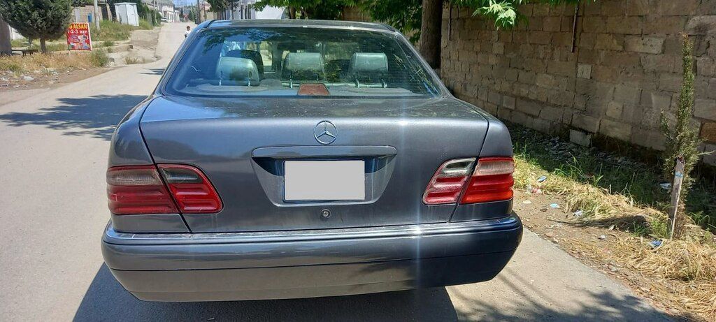 Mercedes E 320, 3.2 L, 1998 il, 284 000 km — Avtomobillər, Bakı (2)