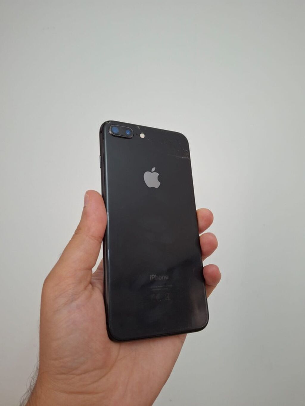 IPhone 8 Plus, 64 GB, Qara, Barmaq izi, Simsiz şarj — Apple iPhone, Masazır (7)
