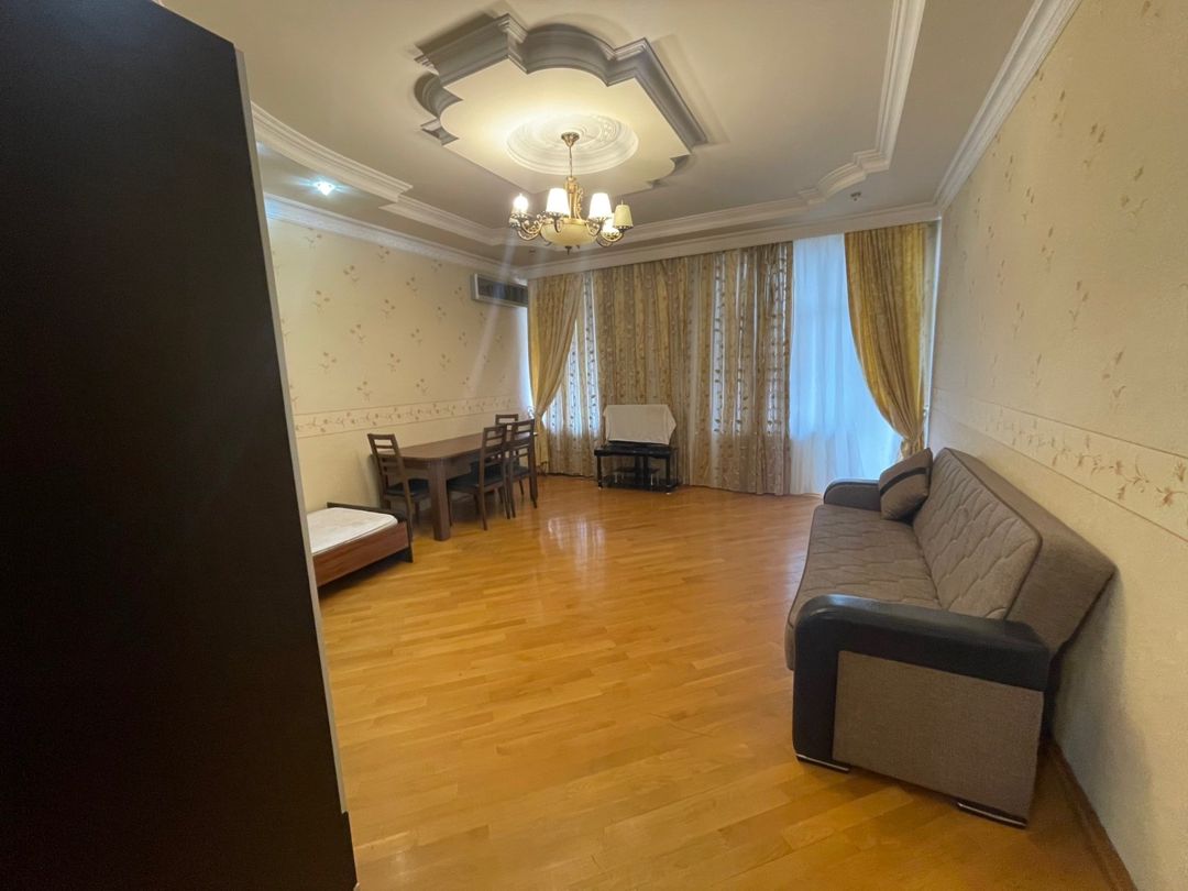 3-otaqlı yeni tikili kirayə verilir, Elmlər Akademiyası m., 125 m² — Mənzil, Bakı (7)