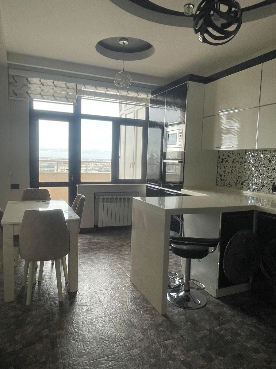 Satılır 3 otaqlı yeni tikili 160 m² — Mənzil, Bakı (8)