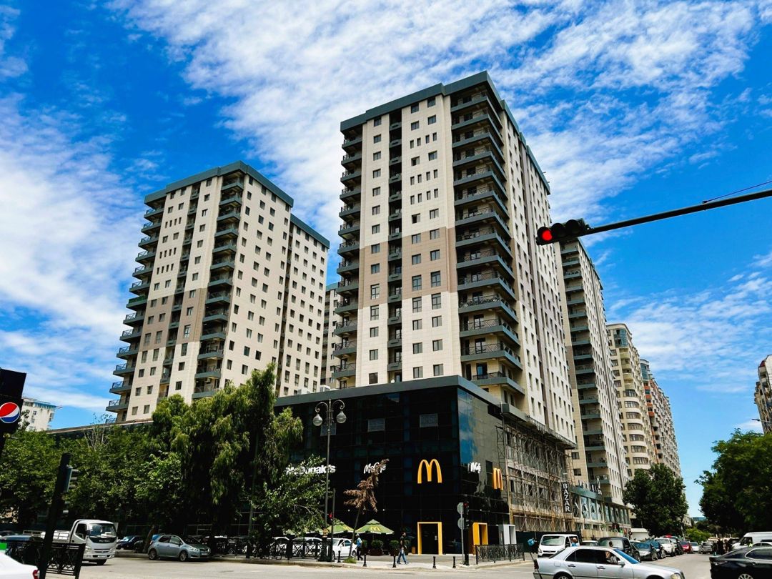Satılır 4 otaqlı yeni tikili 192.5 m² — Mənzil, Bakı