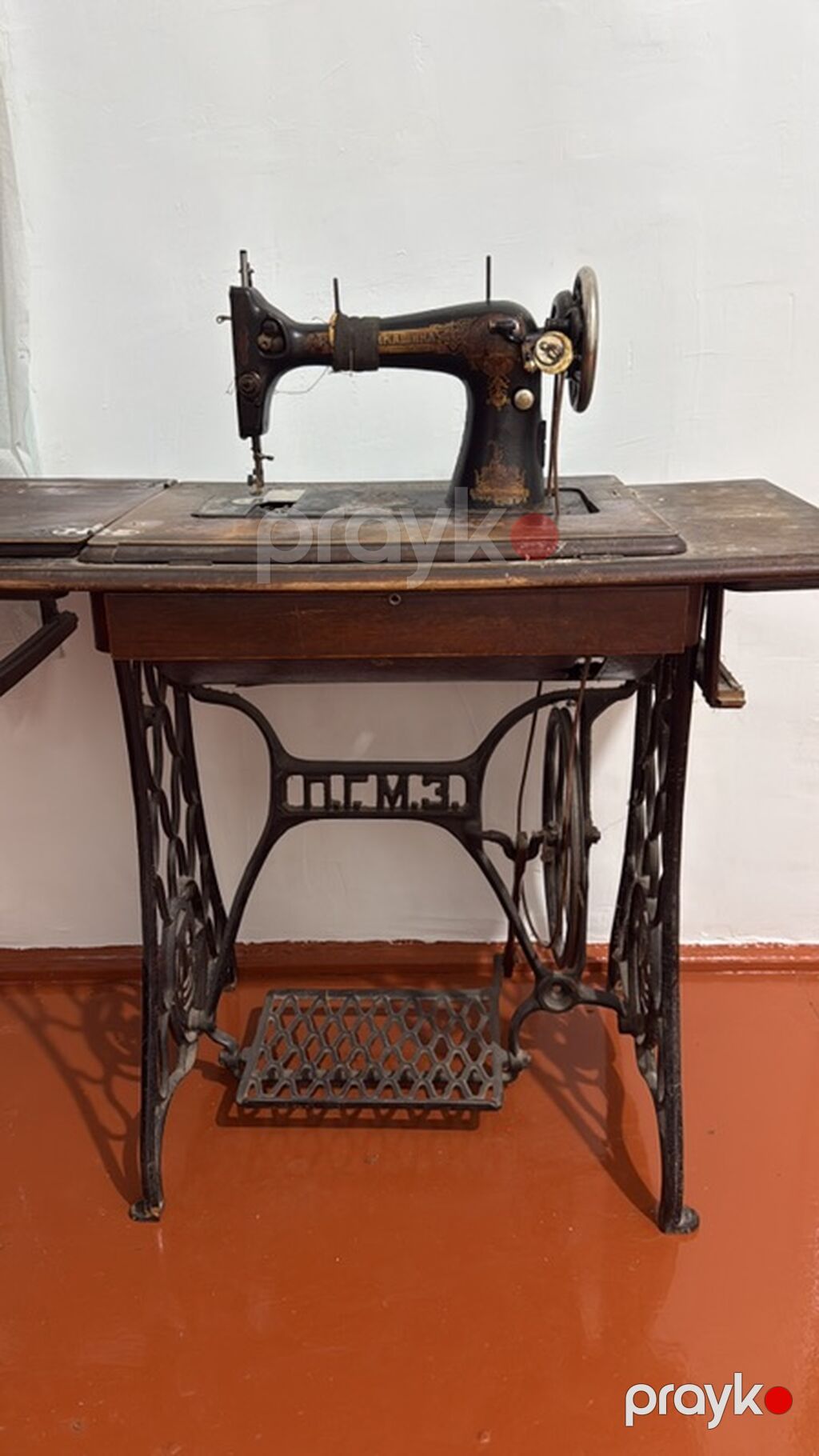 Ayaq pedallı tikiş maşını antikvar. (Qiymət razılaşmaq olar) sovetin — Mallar, Digah (2)