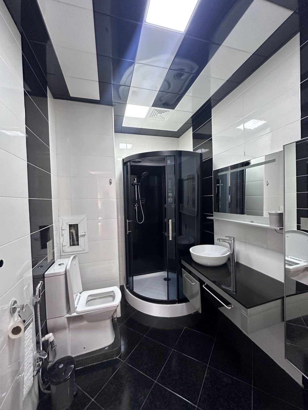 İcarəyə verilir 4 otaqlı yeni tikili 145 m² — Mənzil, Bakı (9)
