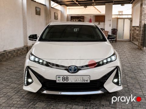Toyota Prius Prime, 1.8 L, 8.8 kWh, 2018 il, 98 000 km — Quba