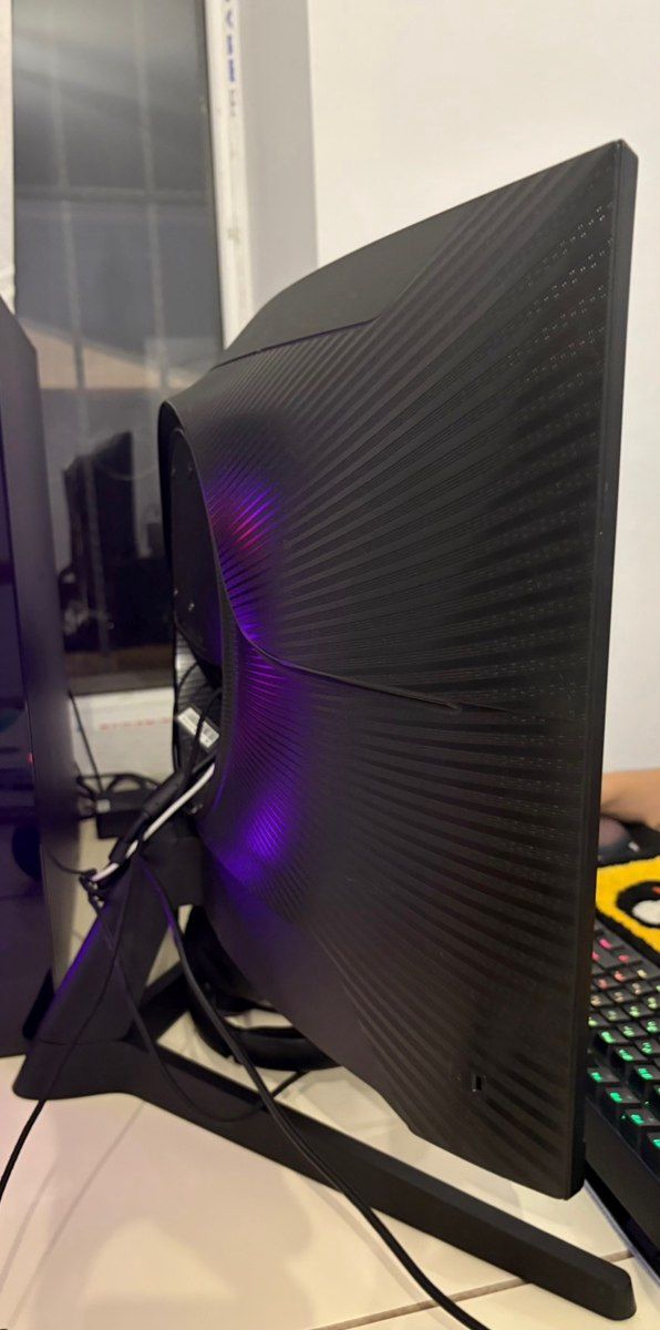 Samsung Odyssey G5 27 144Hz monitor — Elektronika, Bakı (3)