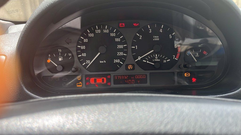 BMW 318, 1.9 L, 1998 il, 379 000 km — Avtomobillər, Bakı (5)