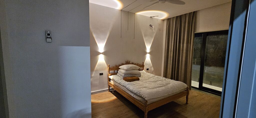 4 otaqlı, 240 kv. m, Yeni təmirli — Daşınmaz əmlak, Bakı (10)