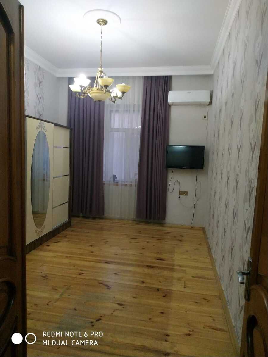 Satılır 2 otaqlı köhnə tikili 37 m² — Mənzil, Bakı (3)