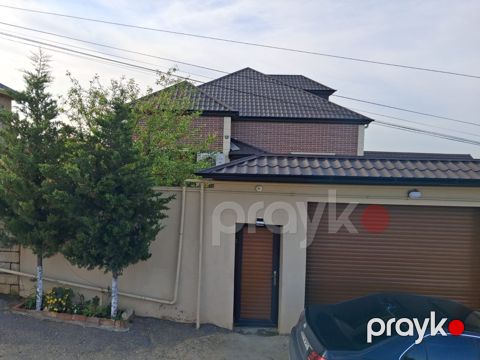 Satılır 4 otaqlı həyət evi/bağ evi 210 m²