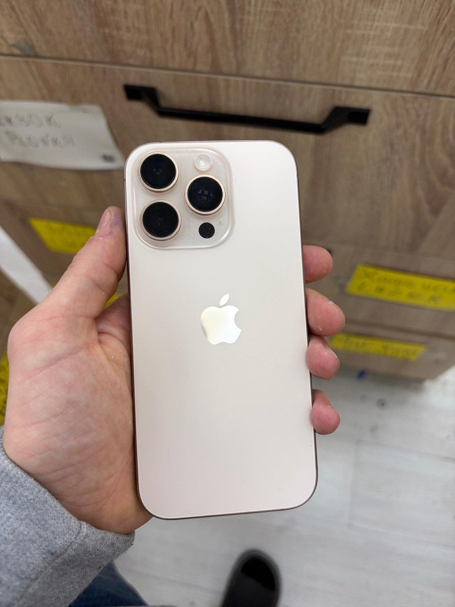 Apple iPhone 16 Pro Desert Titanium 128GB/8GB — Smartfonlar, Xaçmaz (7)