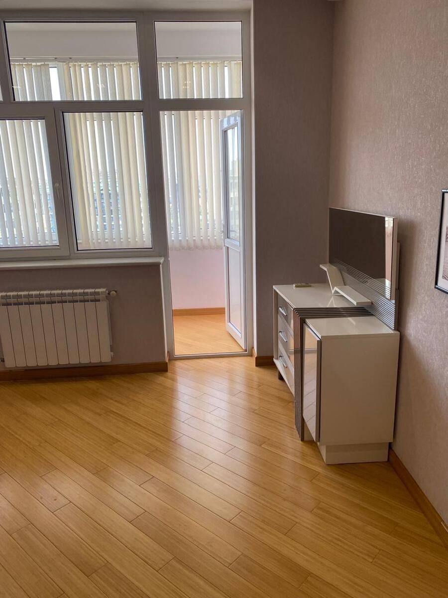 İcarəyə verilir 3 otaqlı yeni tikili 150 m² — Mənzil, Bakı (2)