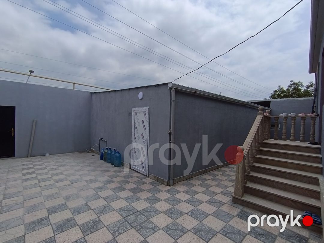 Satılır 4 otaqlı həyət evi/bağ evi 140 m² — Ev, villa, Bakı (3)