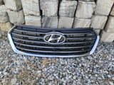 Hyundai Grand Santa Fe radiator barmaqlığı — Cars