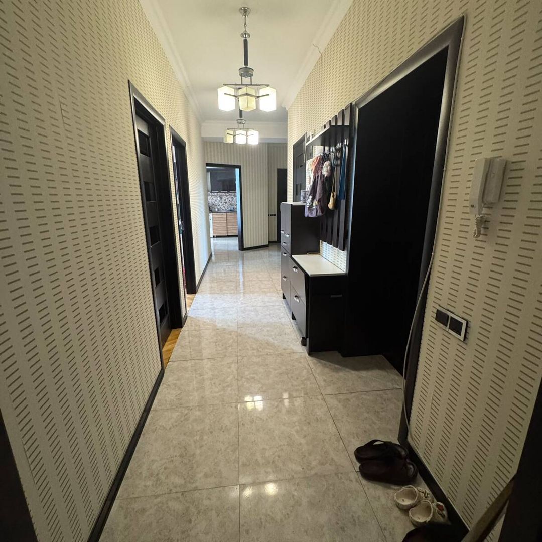 Satılır 3 otaqlı yeni tikili 111 m² — Mənzil, Bakı (9)