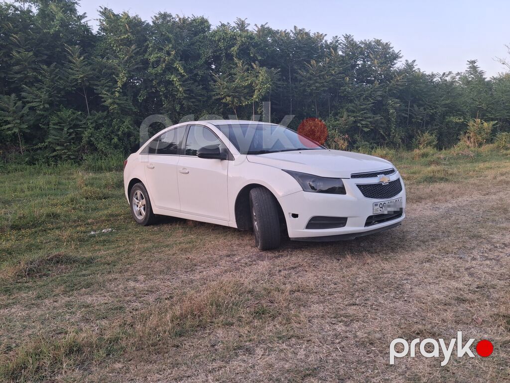 Chevrolet Cruze sedan - Kuzov: ağ rəng, 4 qapılı sedan, arxa — Avto, Bakı (5)