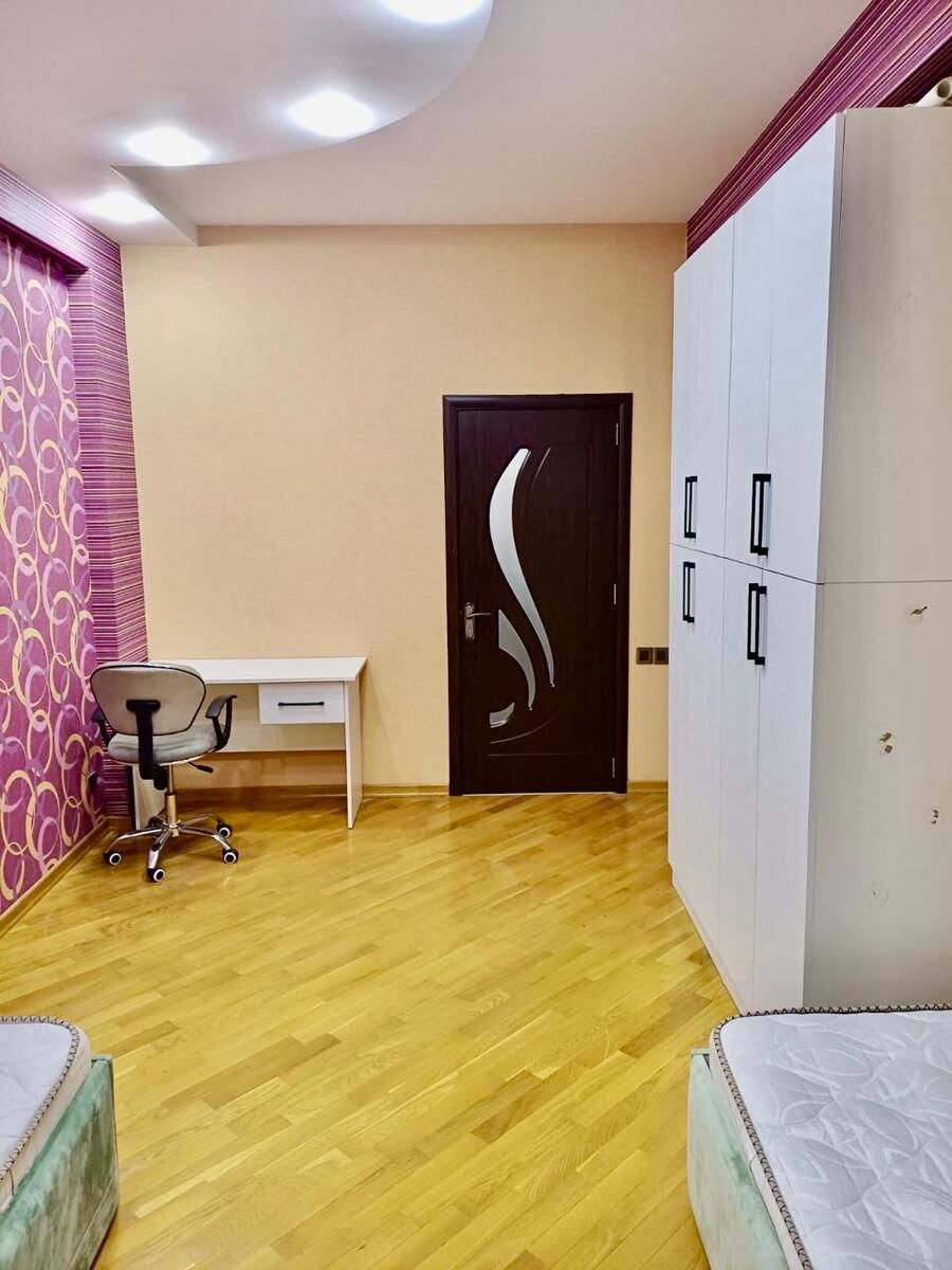 İcarəyə verilir 3 otaqlı yeni tikili 140 m² — Mənzil, Bakı (6)