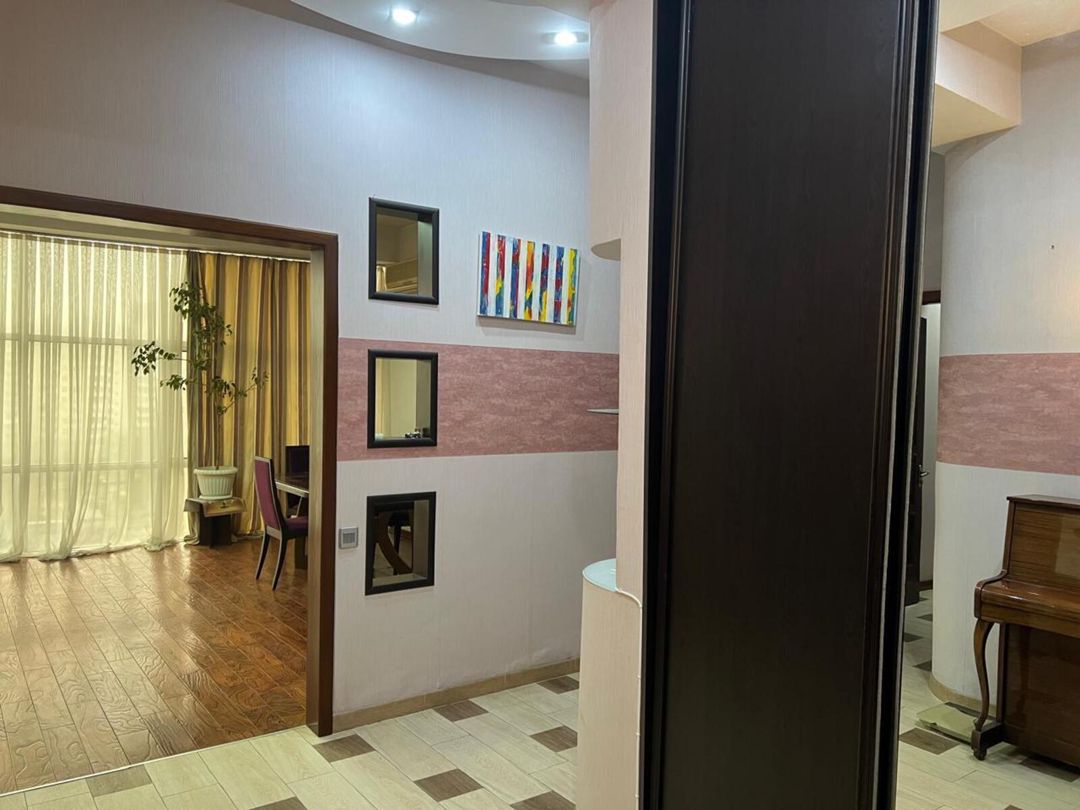 Satılır 3 otaqlı yeni tikili 120 m² — Mənzil, Bakı (2)