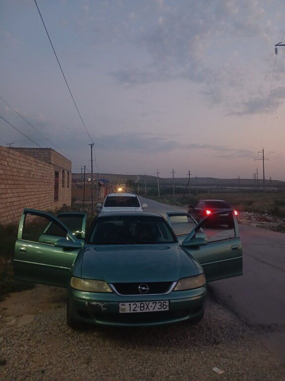 Opel Vectra, 1.6 L, 1999 il, 420 000 km — Avtomobillər, Bakı (2)