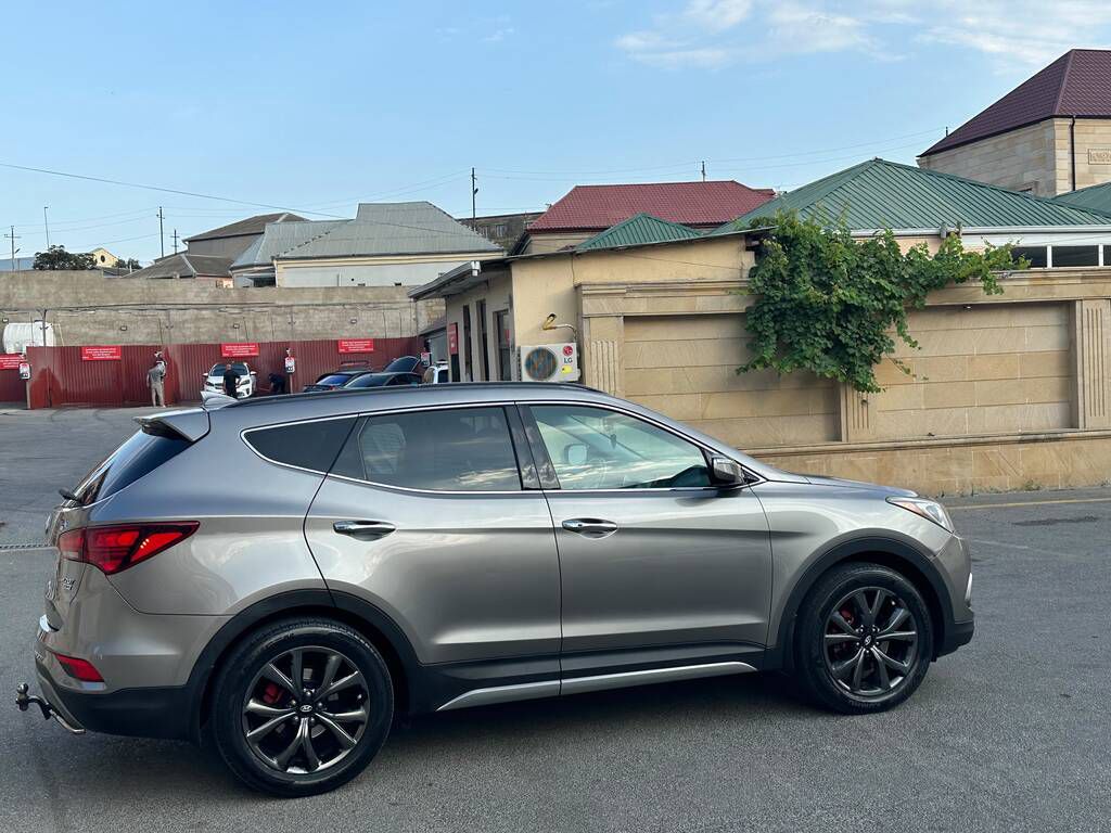 Hyundai Santa Fe, 2.0 L, 2017 il, 136 000 km — Avtomobillər, Bakı (9)