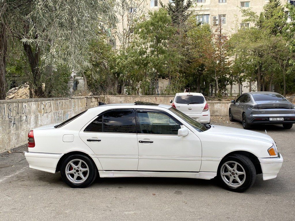 Mercedes C 230, 2.3 L, 1997 il, 345 222 km — Avtomobillər, Bakı (6)
