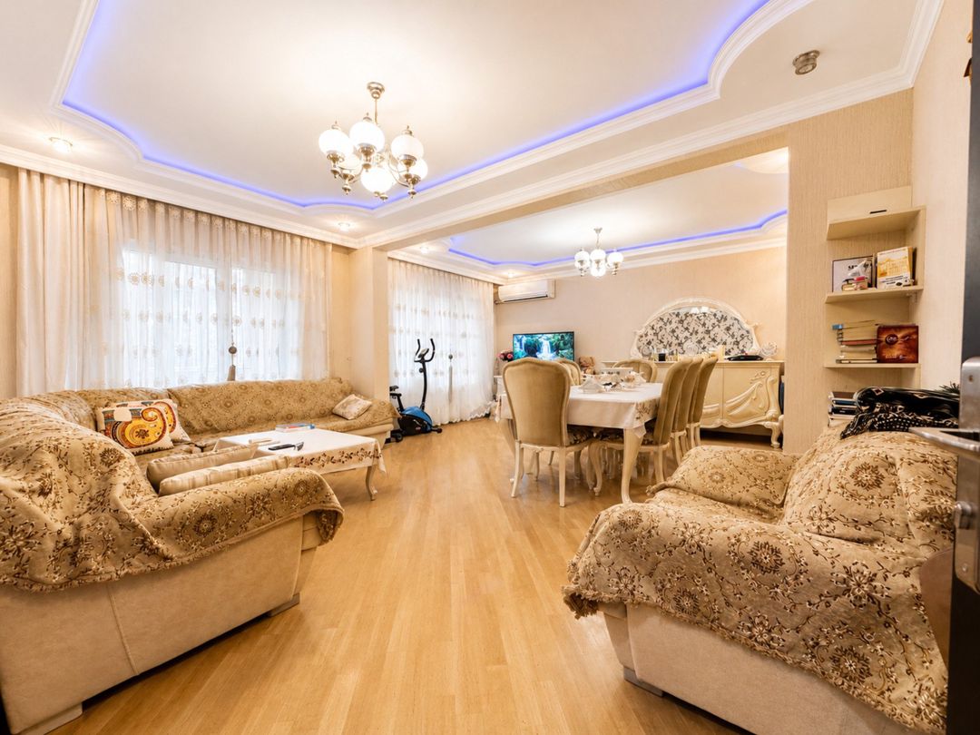 Satılır 5 otaqlı köhnə tikili 120 m² — Mənzil, Bakı (2)