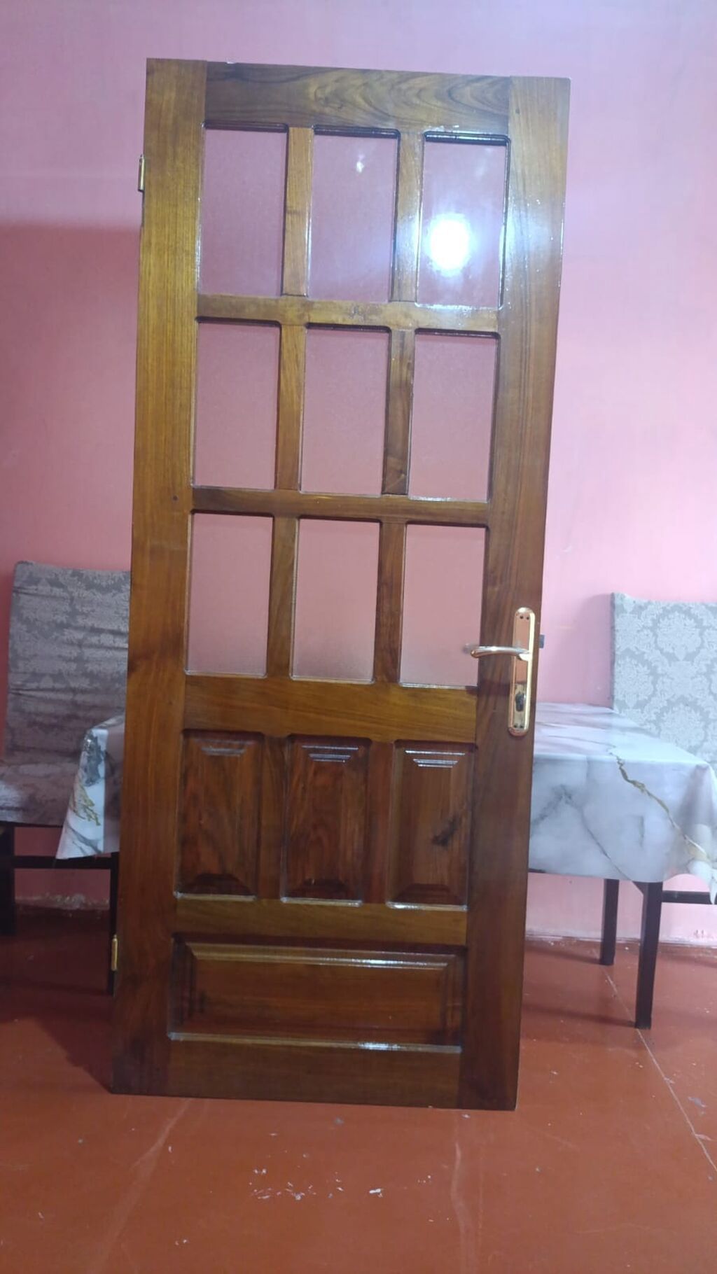 Taxta şüşəli qapılar - Material: təbii ağac (daş-şəkilli naxışlı) — Mallar, Bakı