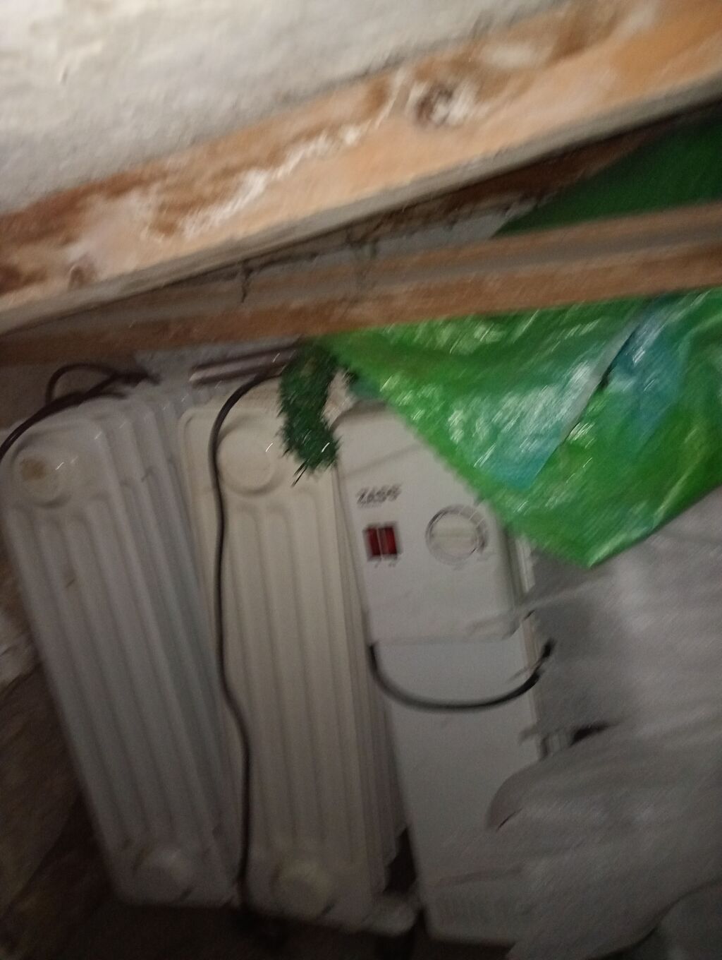 Salam bu radiatorlar satılır 3 ne 90 AZN biri 30 AZN Real alıcı — Elektronika, Sumqayıt (2)