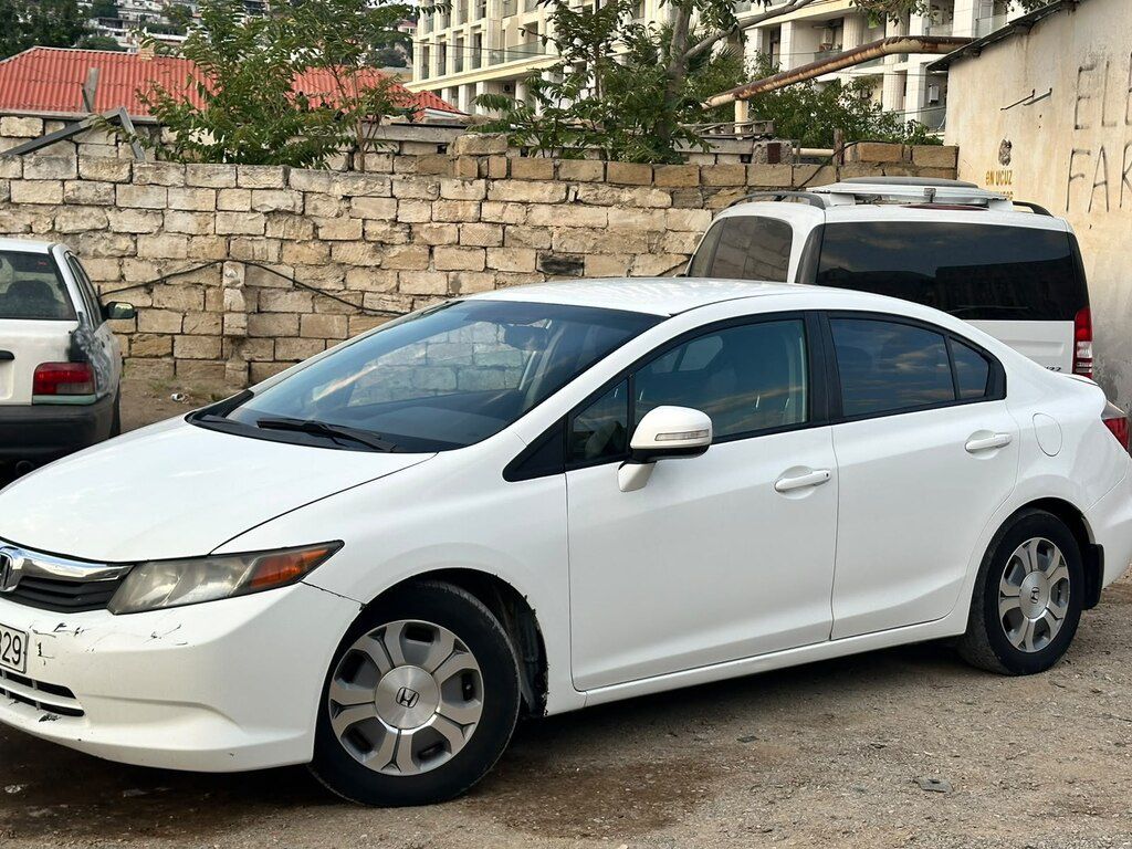 Honda Civic, 1.5 L, 20 kWh, 2012 il, 350 000 km — Avtomobillər, Bakı (3)