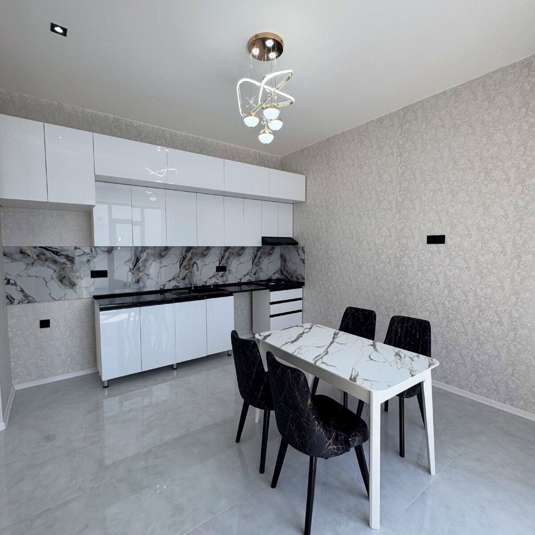 Satılır 4 otaqlı həyət evi/bağ evi 130 m² — Ev, villa, Bakı (7)