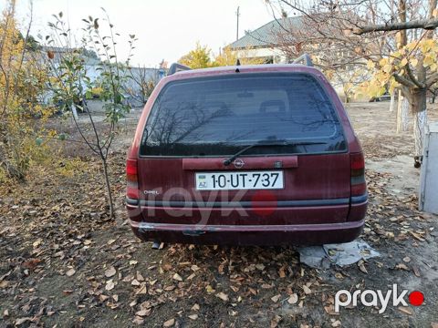 Opel Astra: 1.6 l | Universal