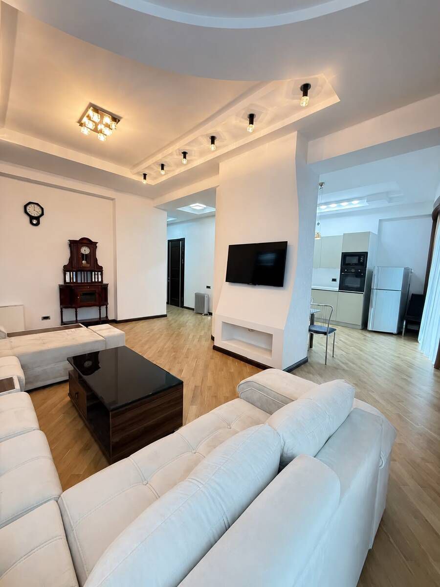 İcarəyə verilir 3 otaqlı yeni tikili 135 m² — Mənzil, Bakı (2)