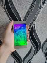 Samsung Galaxy Alpha, rəng - Qızılı — Samsung