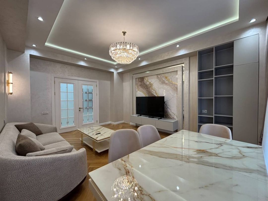 İcarəyə verilir 3 otaqlı yeni tikili 140 m² — Mənzil, Bakı (2)