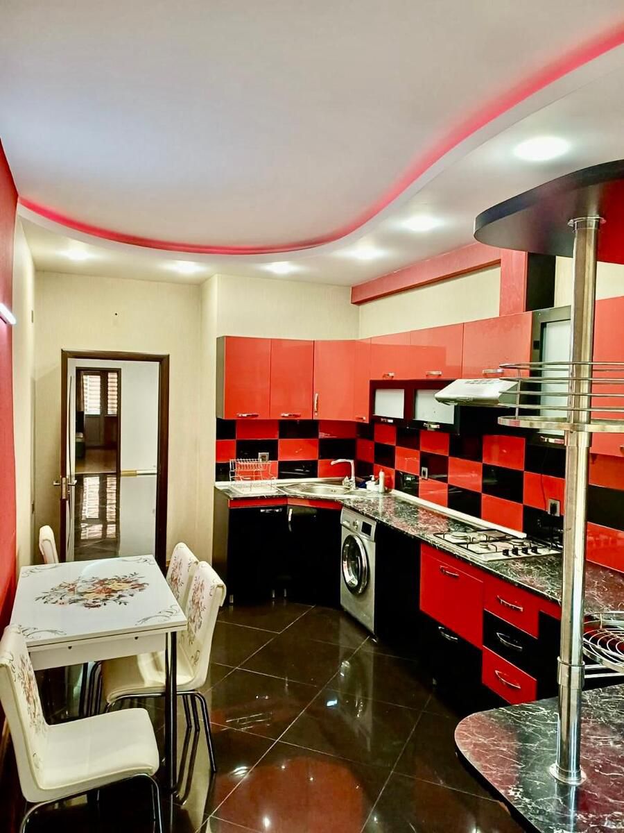 İcarəyə verilir 3 otaqlı yeni tikili 140 m² — Mənzil, Bakı (8)