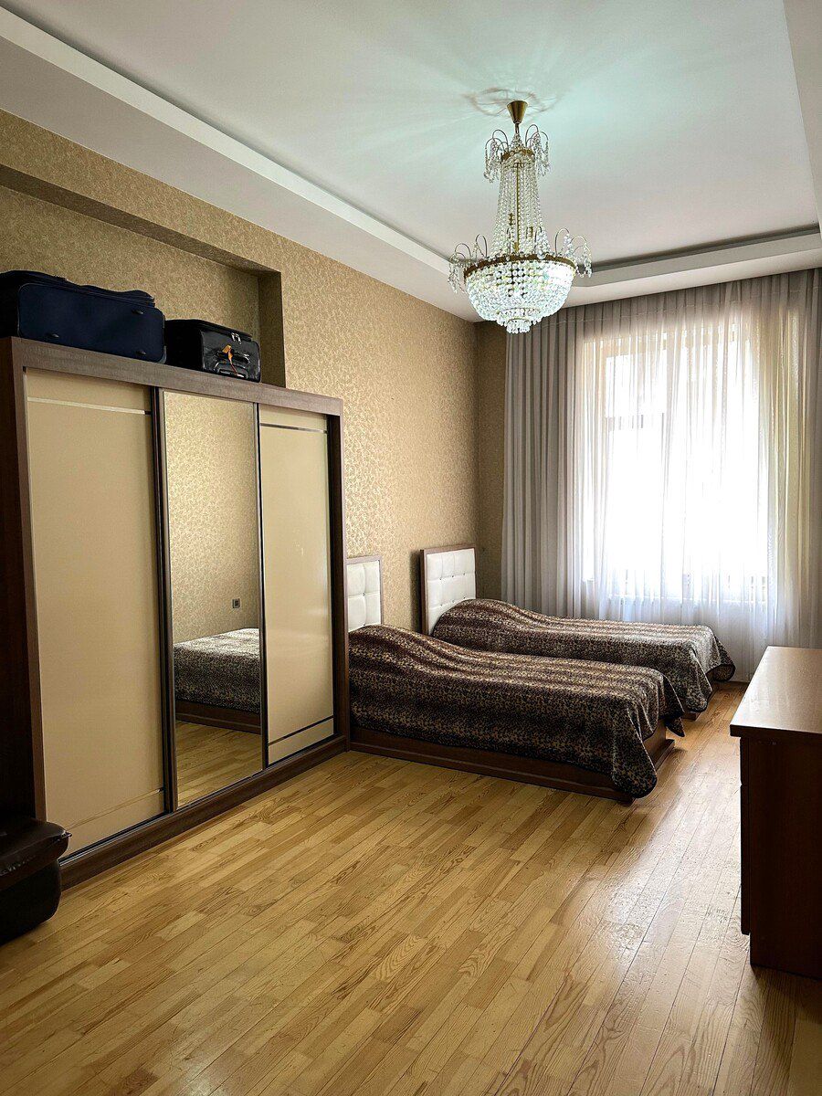 İcarəyə verilir 3 otaqlı yeni tikili 155 m² — Mənzil, Bakı (9)