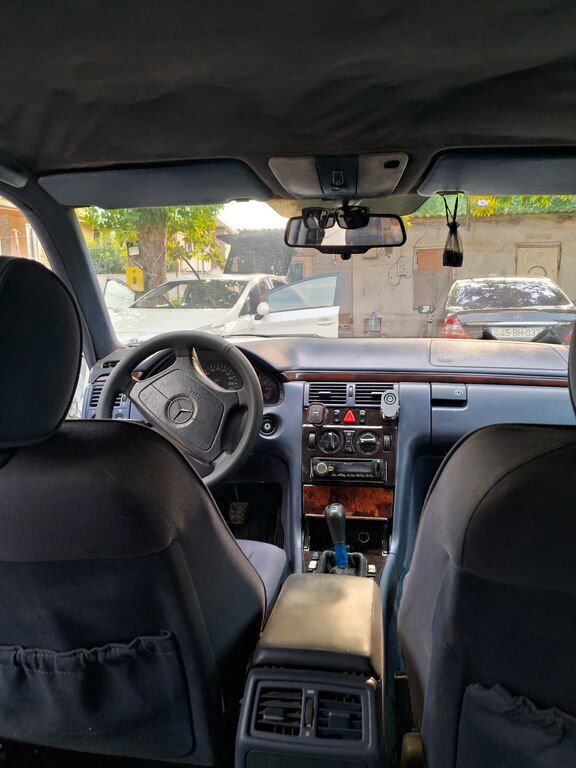 Mercedes E 230, 2.3 L, 1996 il, 453 288 km — Avtomobillər, Mingəçevir (2)