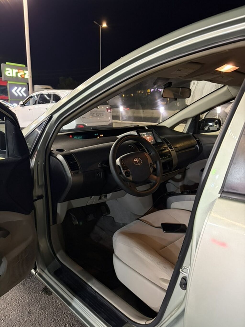 Toyota Prius (2-ci nəsil) hibrid hetçbek - Gümüş/boz rəngli kuzov, 5 — Avto, Sumqayıt (7)