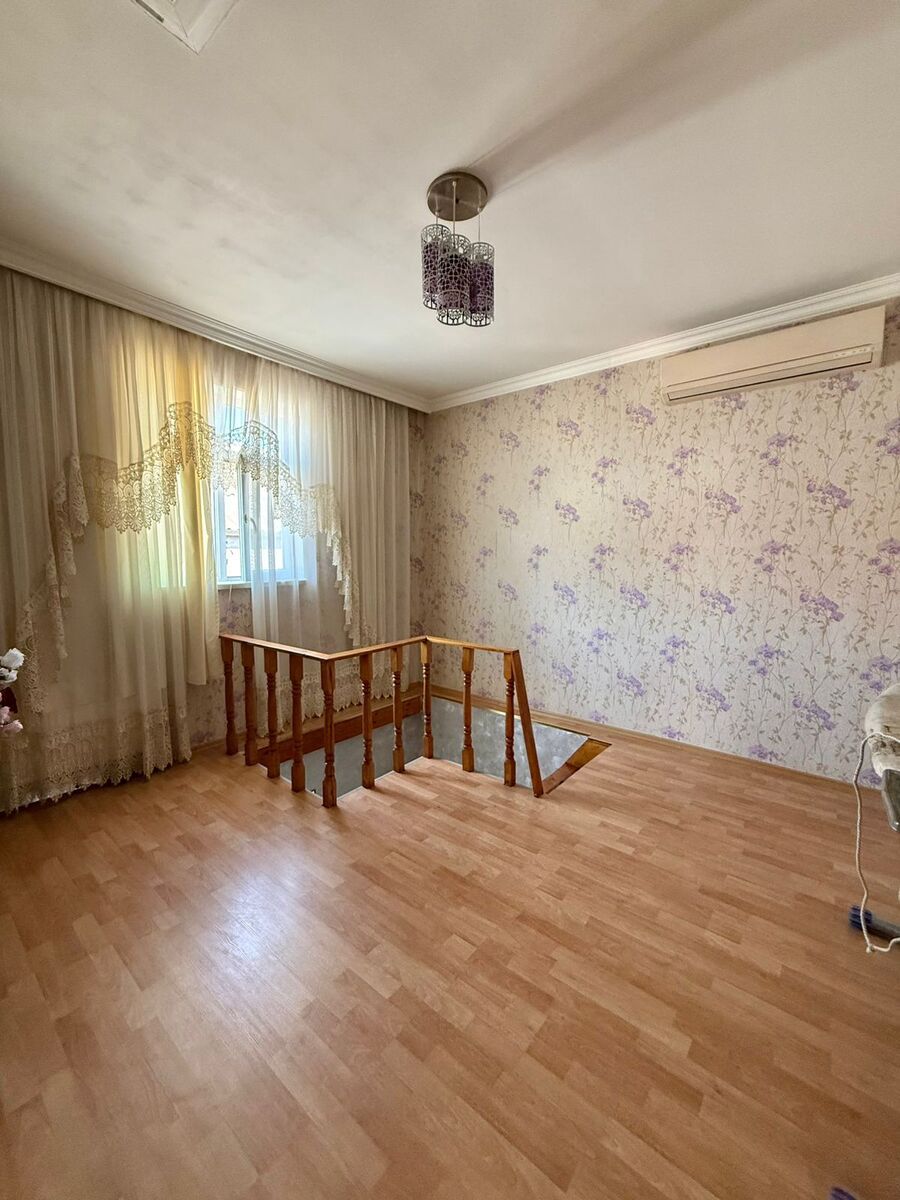 Satılır 4 otaqlı həyət evi/bağ evi 140 m² — Ev, villa, Bakı (12)