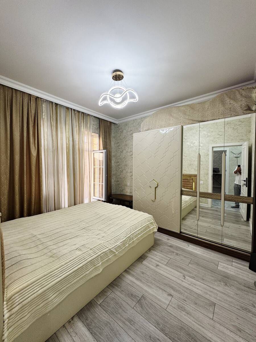 Satılır 4 otaqlı həyət evi/bağ evi 200 m² — Ev, villa, Bakı (10)