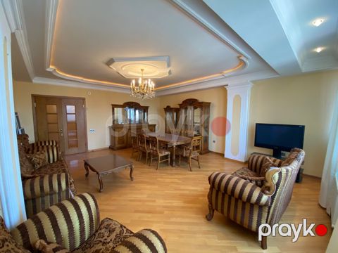 Satılır 4 otaqlı yeni tikili 211 m²