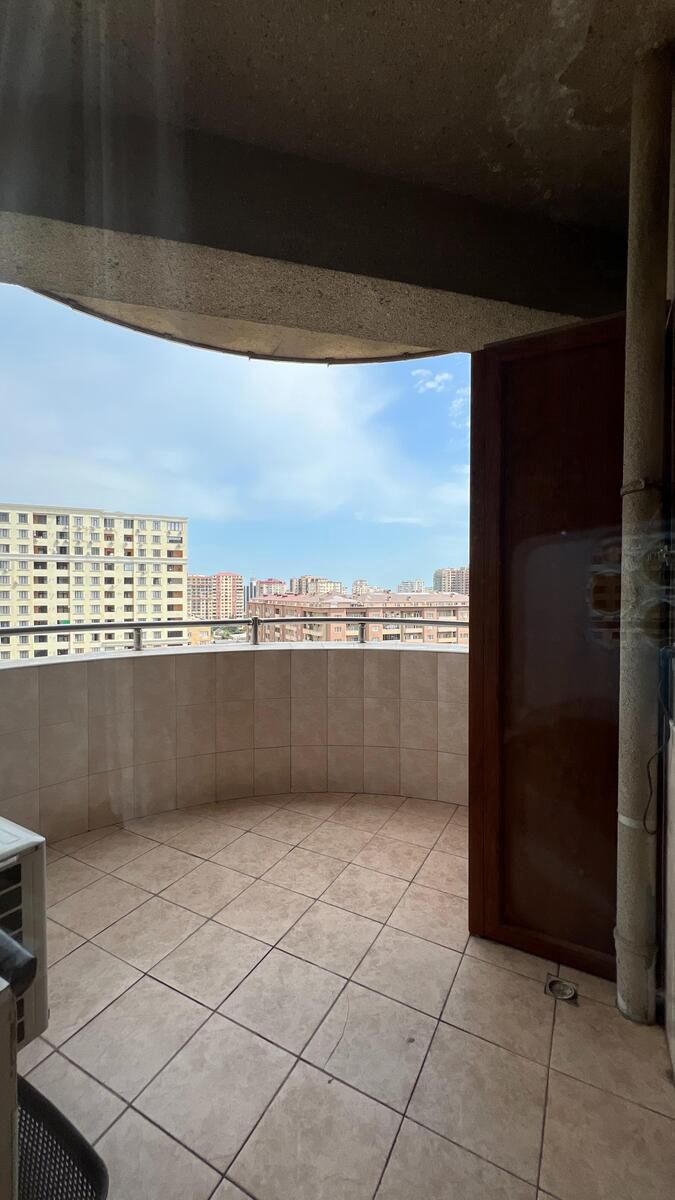 Satılır 4 otaqlı yeni tikili 183 m² — Mənzil, Bakı (8)