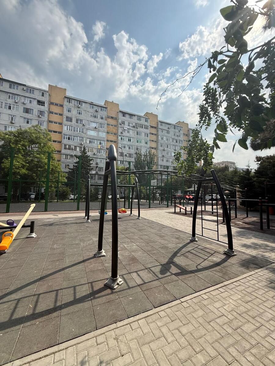 Satılır 2 otaqlı köhnə tikili 67 m² — Mənzil, Bakı (8)
