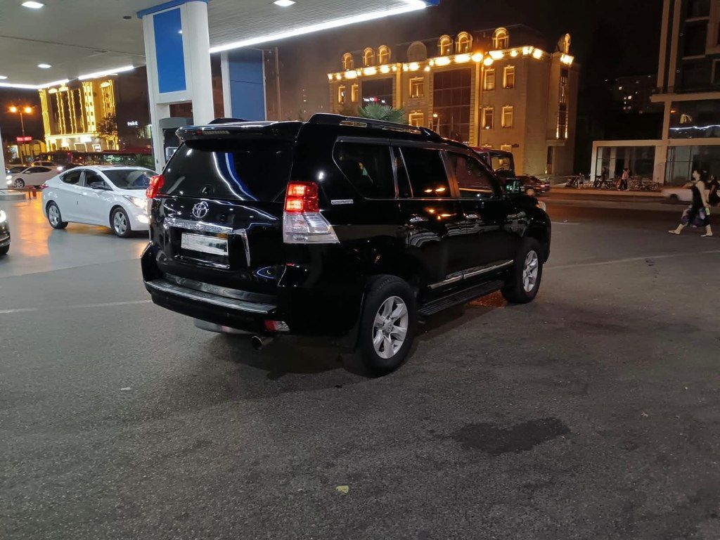 Toyota Land Cruiser Prado, 2.7 L, 2010 il, 243 159 km — Avtomobillər, Bakı (6)