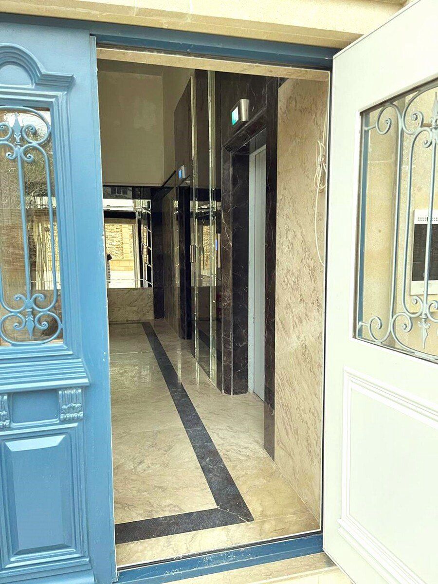 Satılır 4 otaqlı yeni tikili 232 m² — Mənzil, Bakı (8)