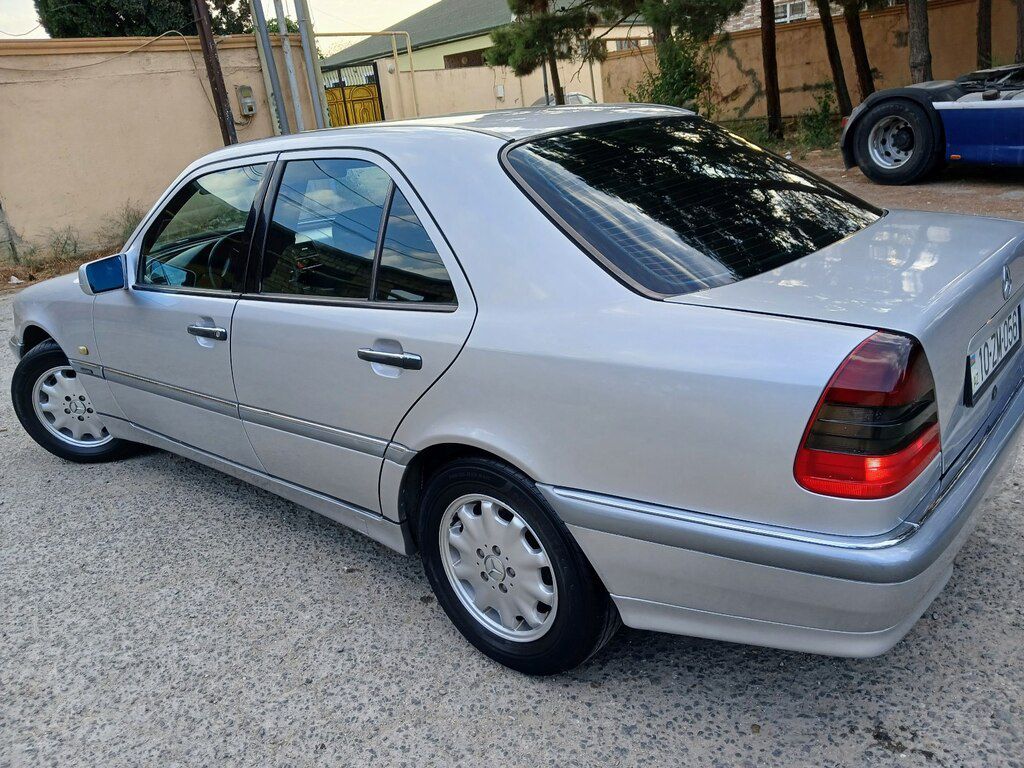 Mercedes C 240, 2.4 L, 1999 il, 281 000 km — Avtomobillər, Bakı (4)